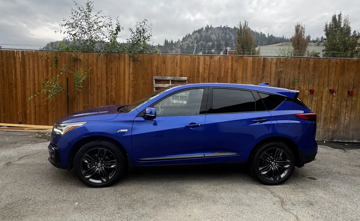 Clean blue SUV after an exterior detail